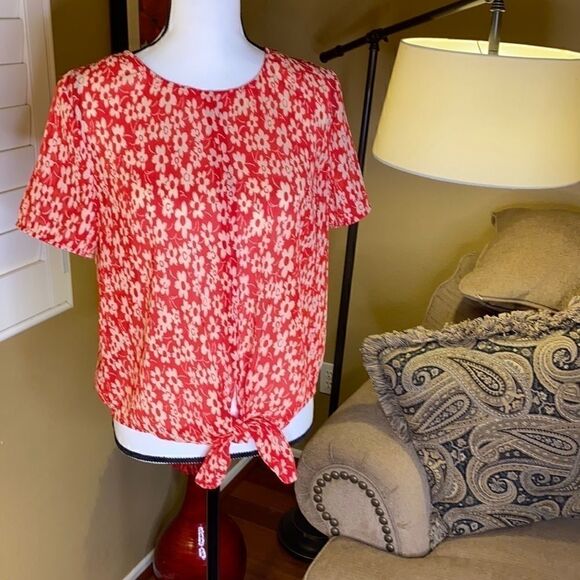 𝅺Crinkled Button Back Tie Tee In Cranberry / Sz S - Picture 1 of 7